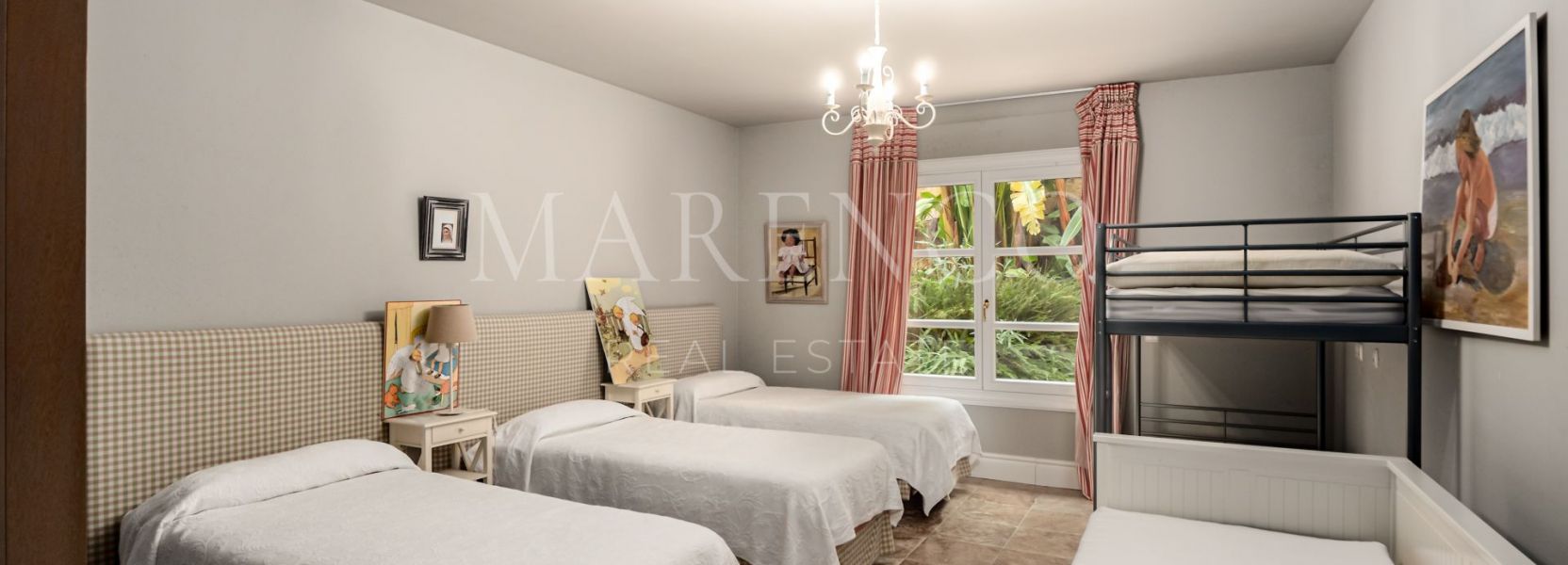 Villa  en Los Flamingos, Benahavis