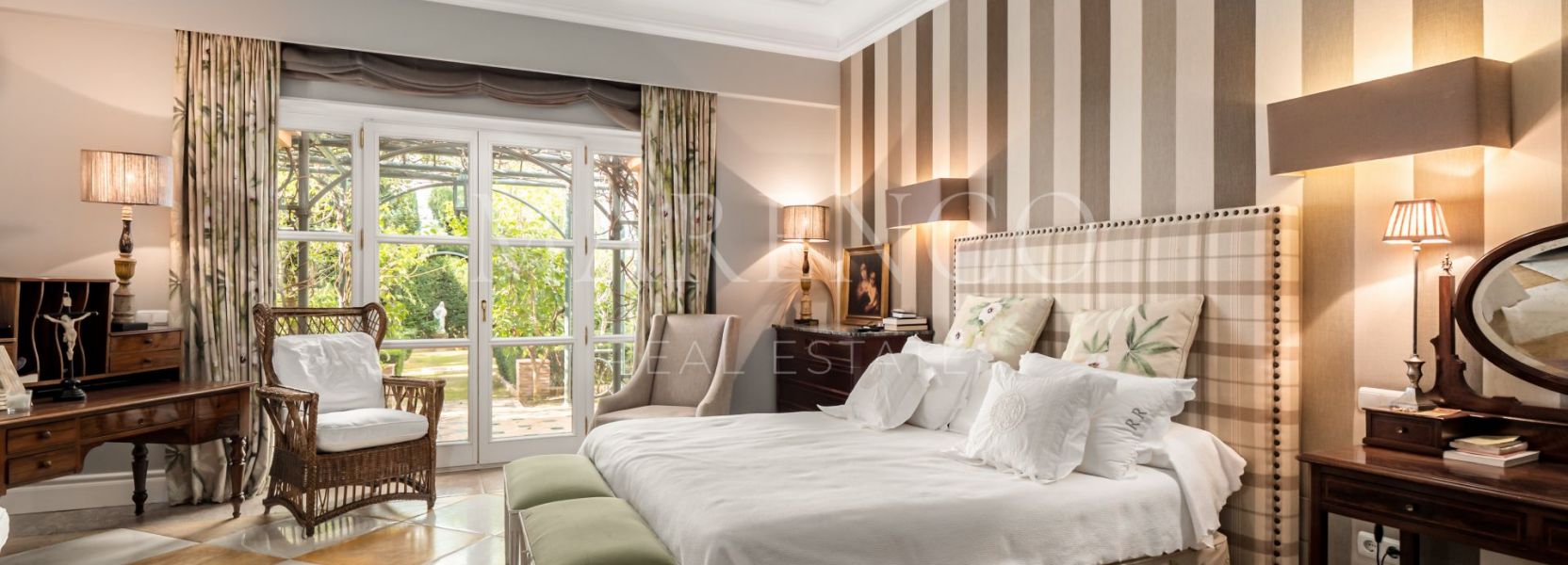 Villa  en Los Flamingos, Benahavis