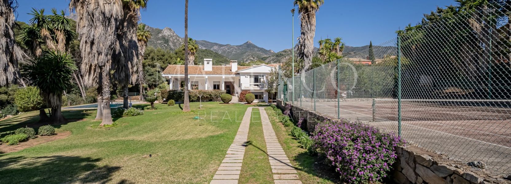 Villa en El Mirador, Marbella, Marbella