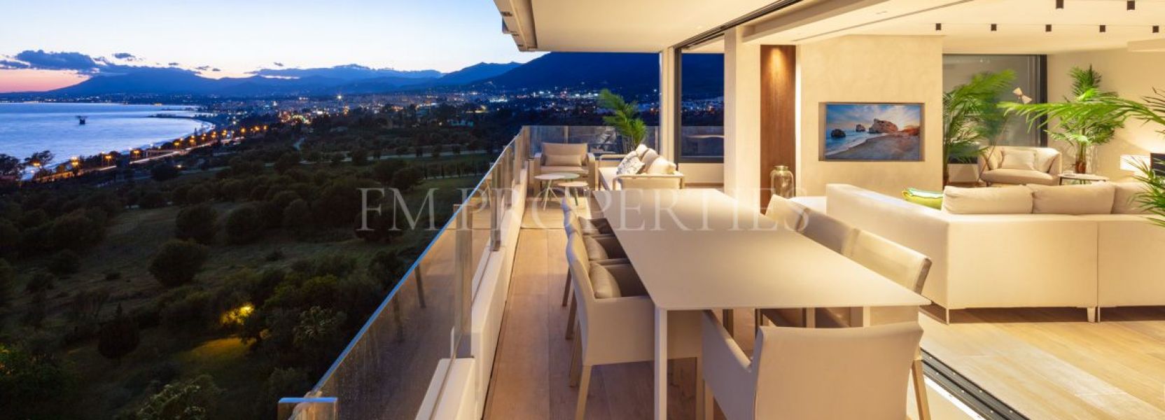 Wohnung  in Rio Real, Marbella Ost, Marbella
