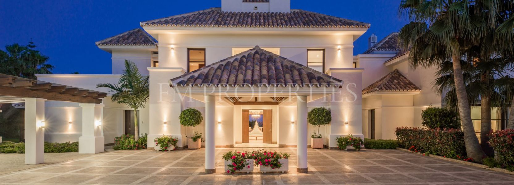 Villa  in Nueva Andalucia, Marbella