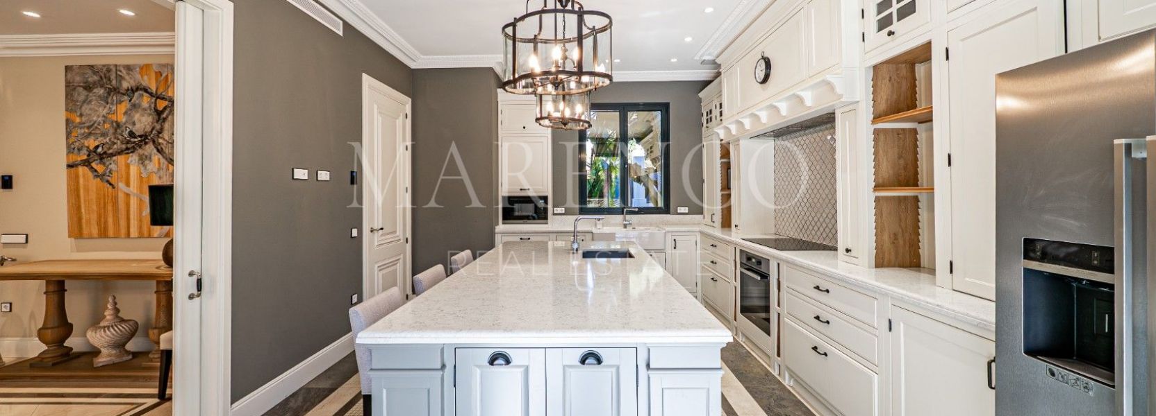 Villa  in Los Flamingos Golf, Benahavis