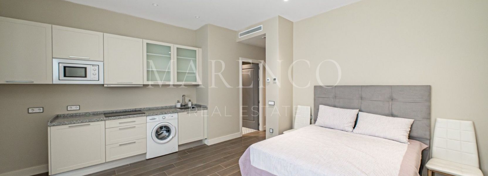 Villa  in Los Flamingos Golf, Benahavis