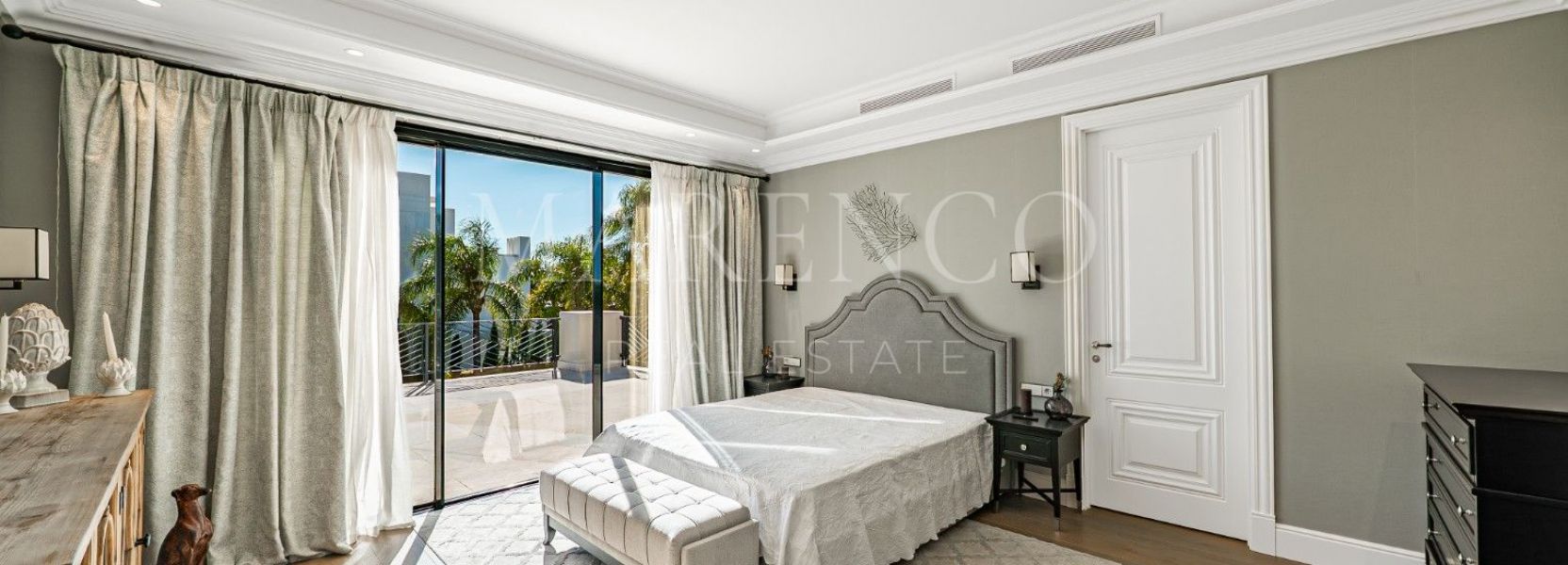 Villa  in Los Flamingos Golf, Benahavis