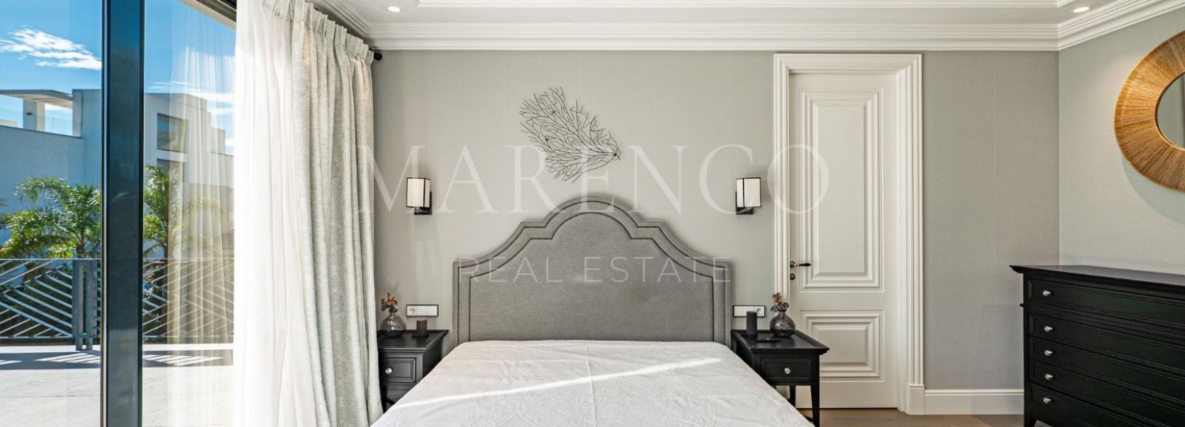 Villa  in Los Flamingos Golf, Benahavis