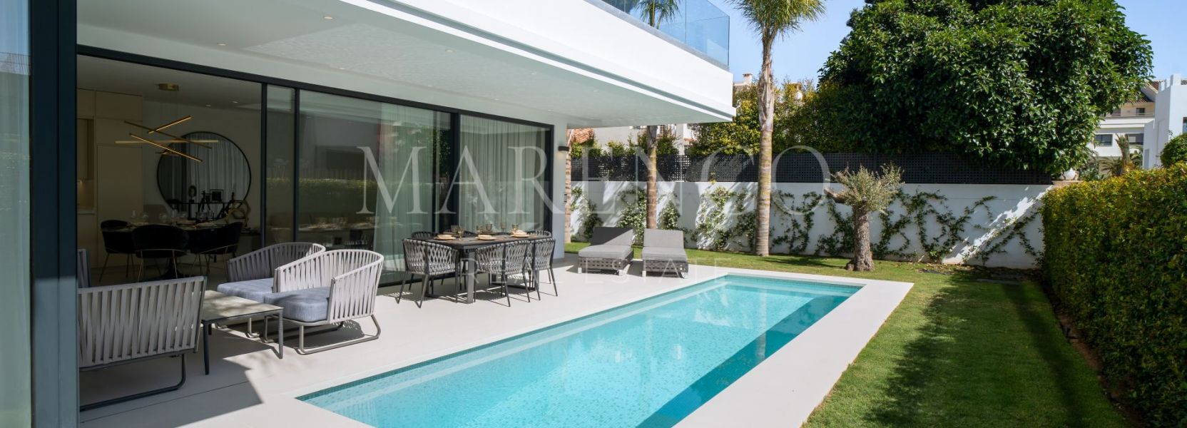 Villa  in Rio Verde, Marbella Golden Mile, Marbella