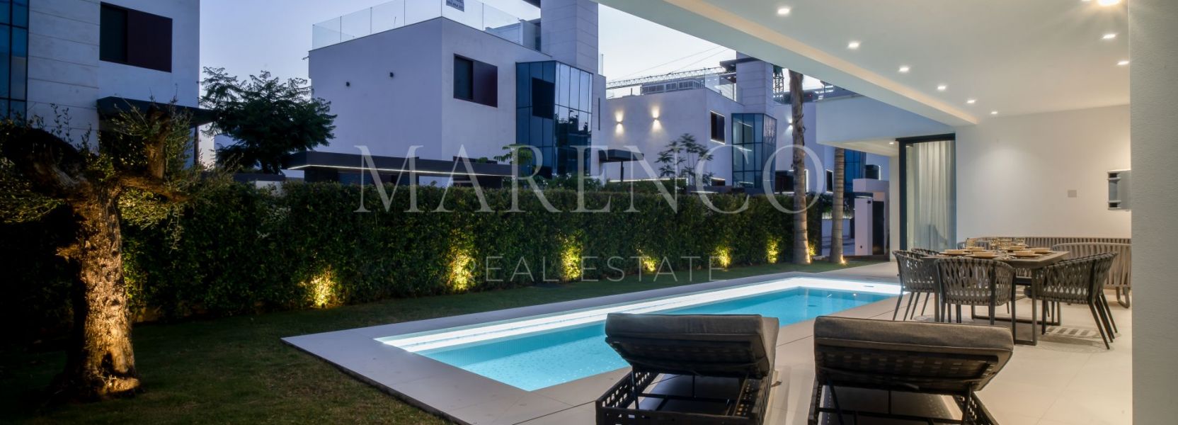 Villa  in Rio Verde, Marbella Golden Mile, Marbella