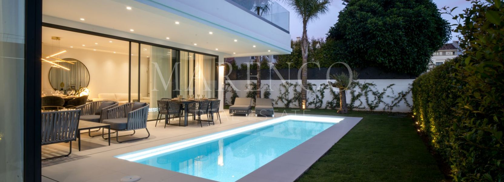 Villa  in Rio Verde, Marbella Golden Mile, Marbella