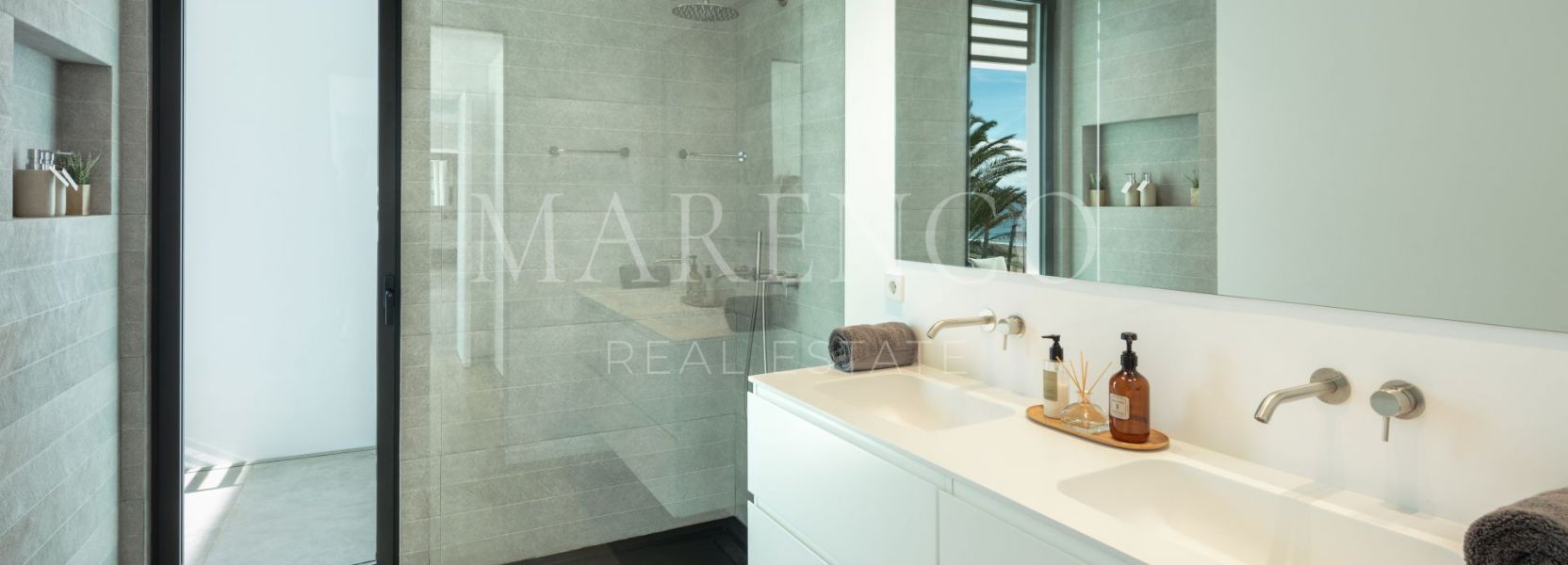 Villa  en El Saladillo, Estepona Este, Estepona