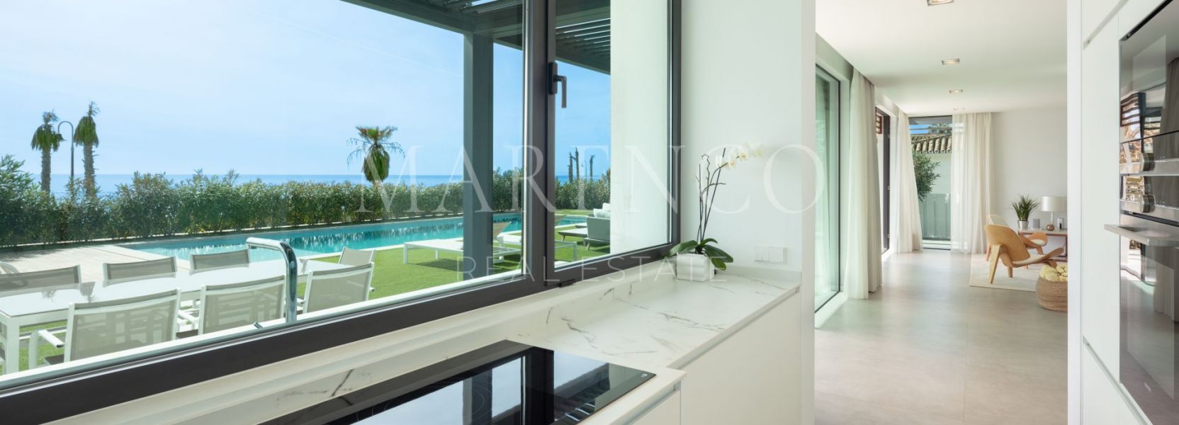 Villa  en El Saladillo, Estepona Este, Estepona