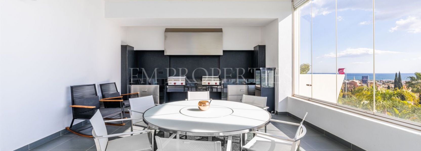 Villa  in Los Flamingos Golf, Benahavis