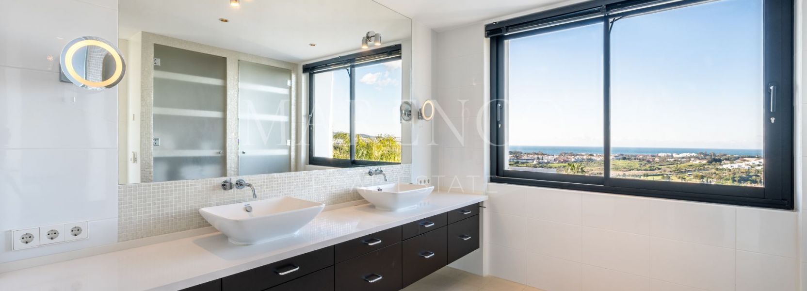 Villa  à Los Flamingos Golf, Benahavis