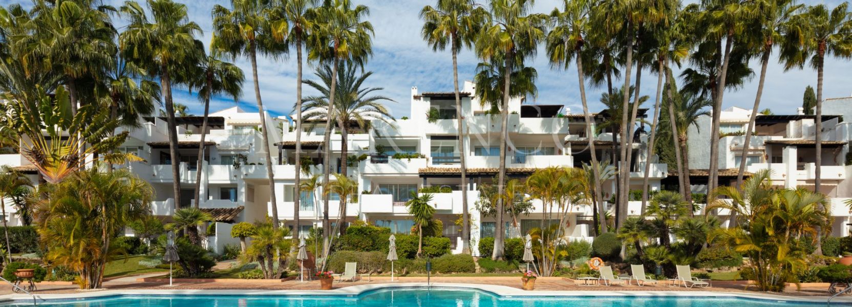 Apartment  in Marina Puente Romano, Marbella Golden Mile, Marbella