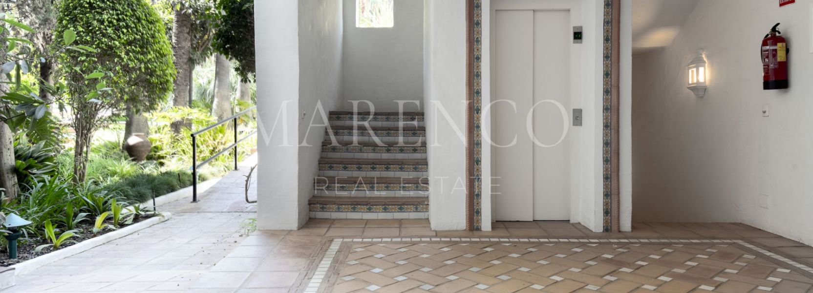 Duplex Penthouse  à Puente Romano, Marbella Golden Mile, Marbella