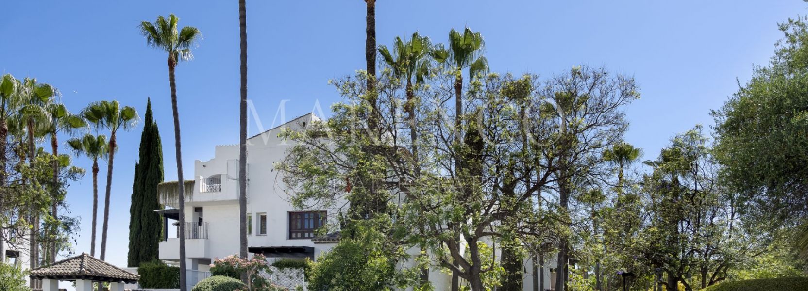 Duplex Penthouse  à Puente Romano, Marbella Golden Mile, Marbella