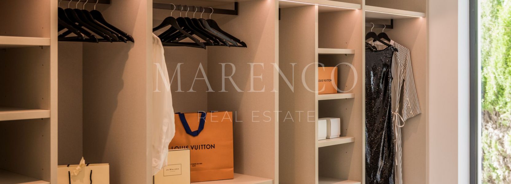 Villa  en El Paraiso, Estepona Este, Estepona