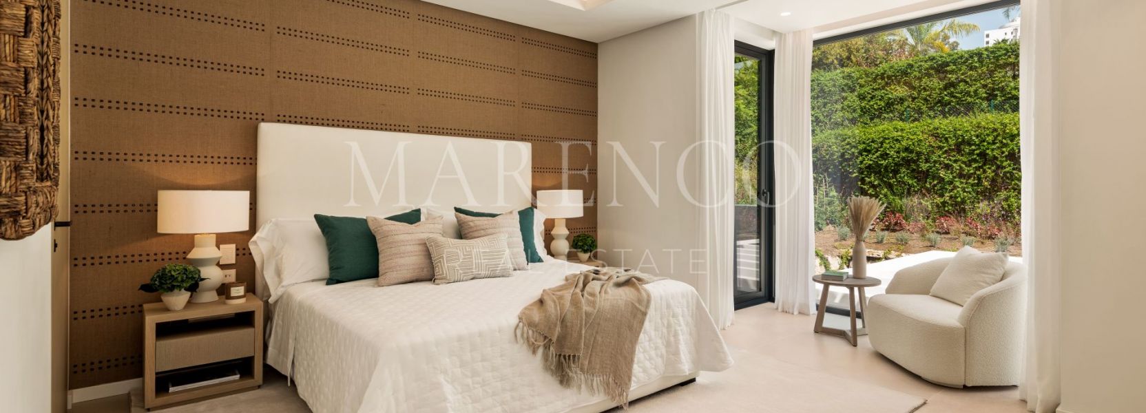 Villa  en El Paraiso, Estepona Este, Estepona