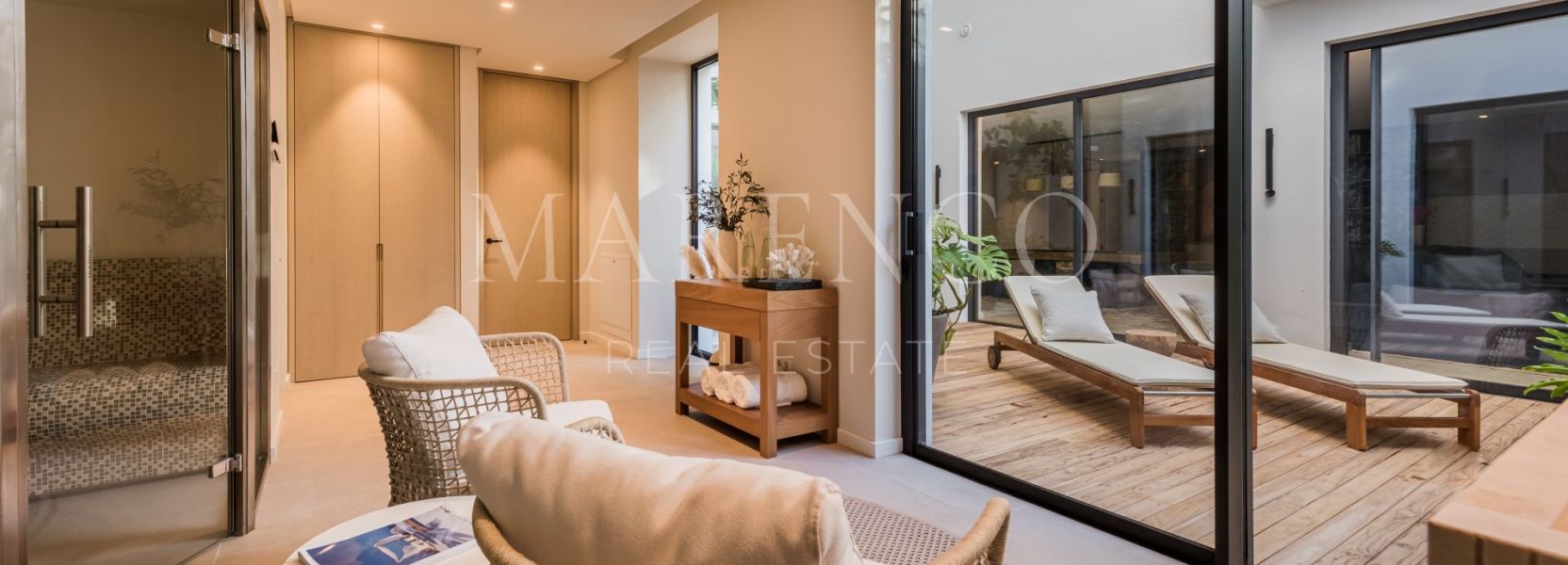 Villa  en El Paraiso, Estepona Este, Estepona