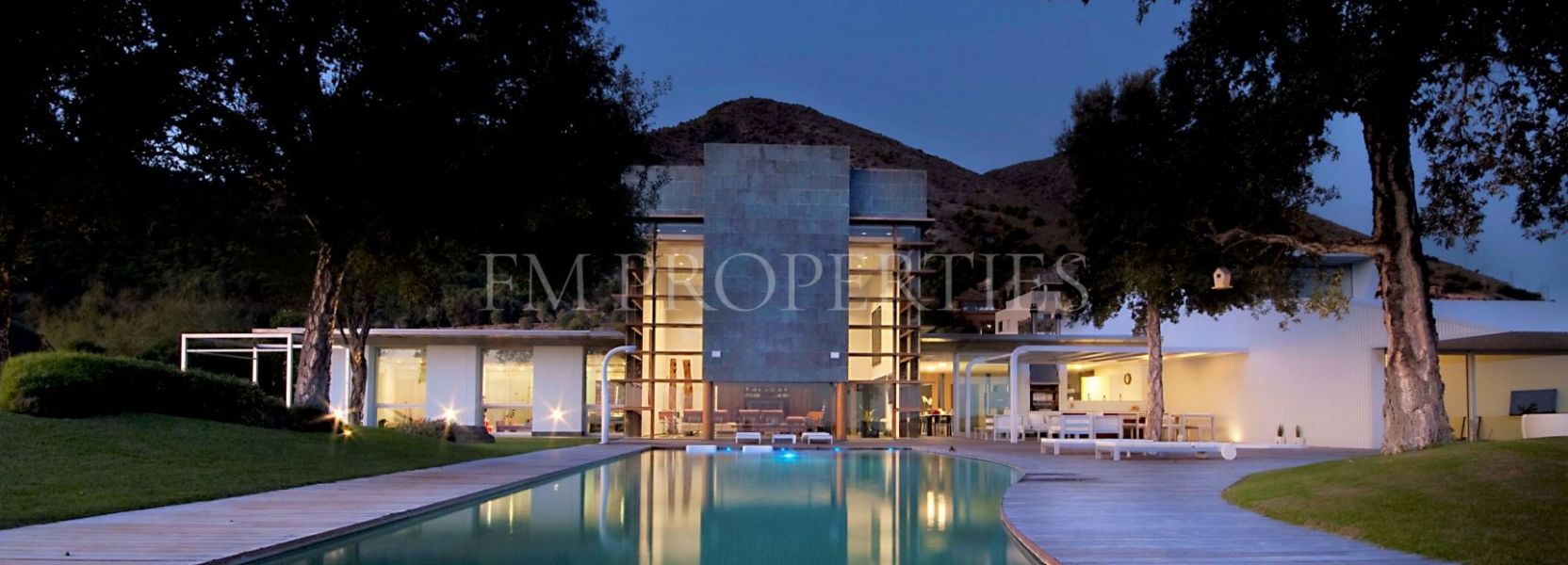 Villa  en Reserva del Higuerón, Benalmadena