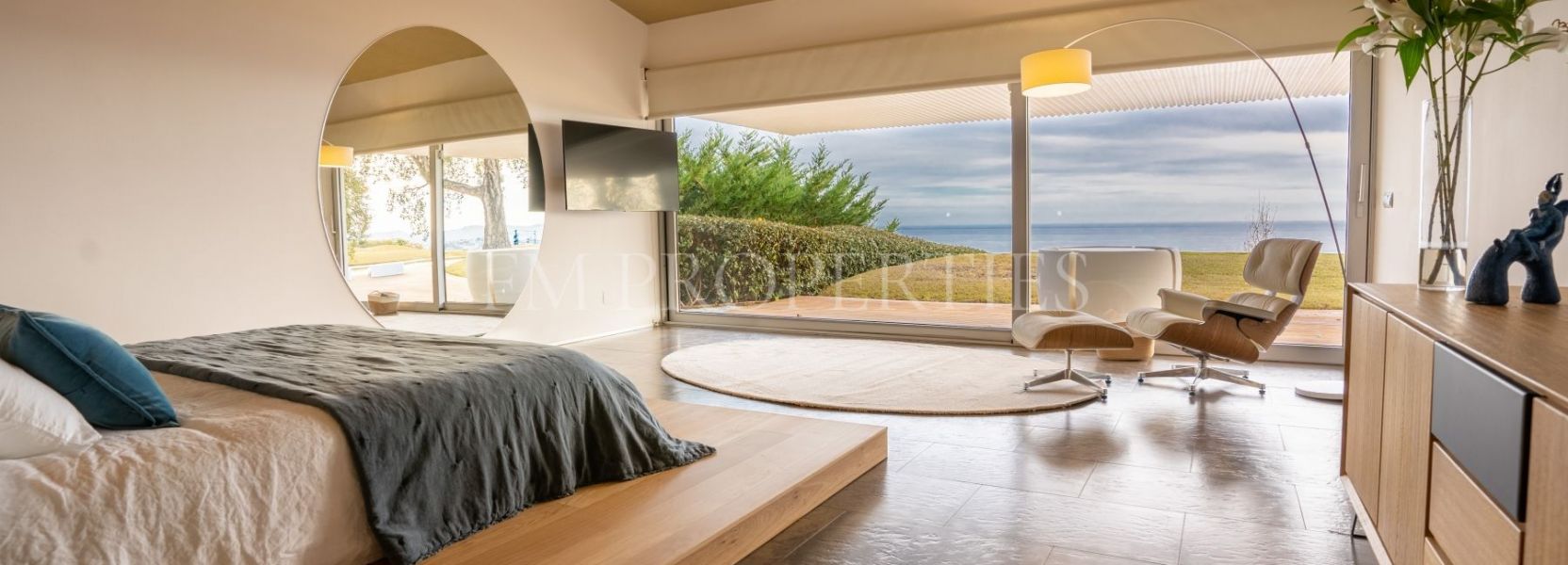 Villa  en Reserva del Higuerón, Benalmadena