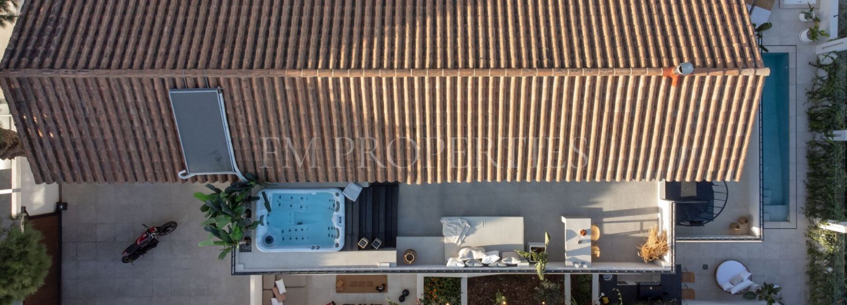 Villa  in Nueva Andalucia, Marbella