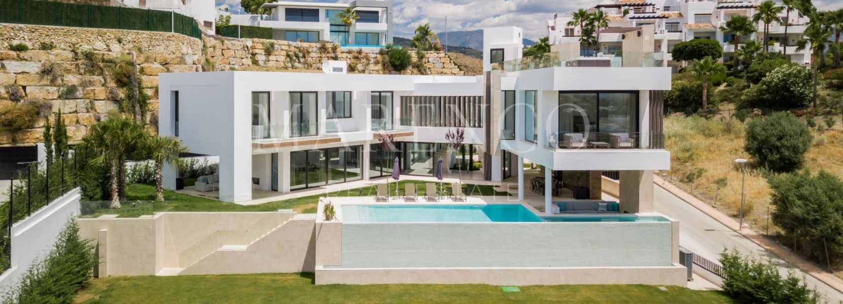 Villa in La Alqueria, Benahavis