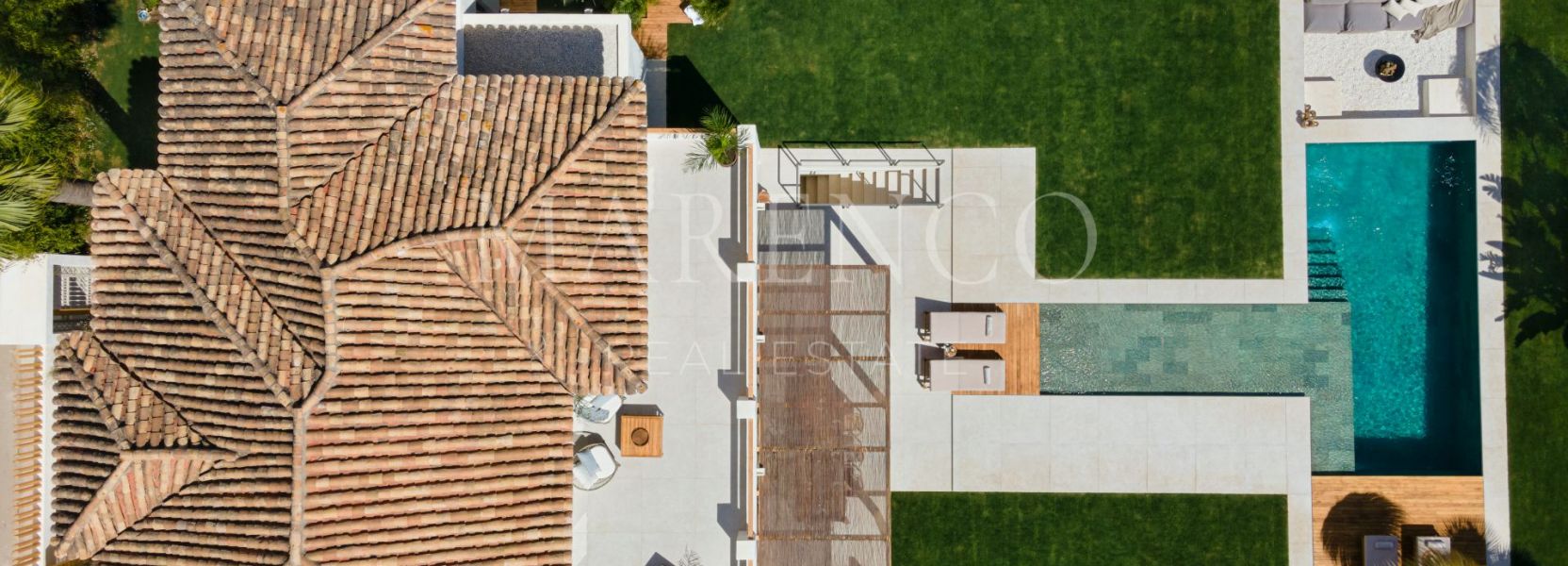 Villa Pareada  en Nueva Andalucia, Marbella