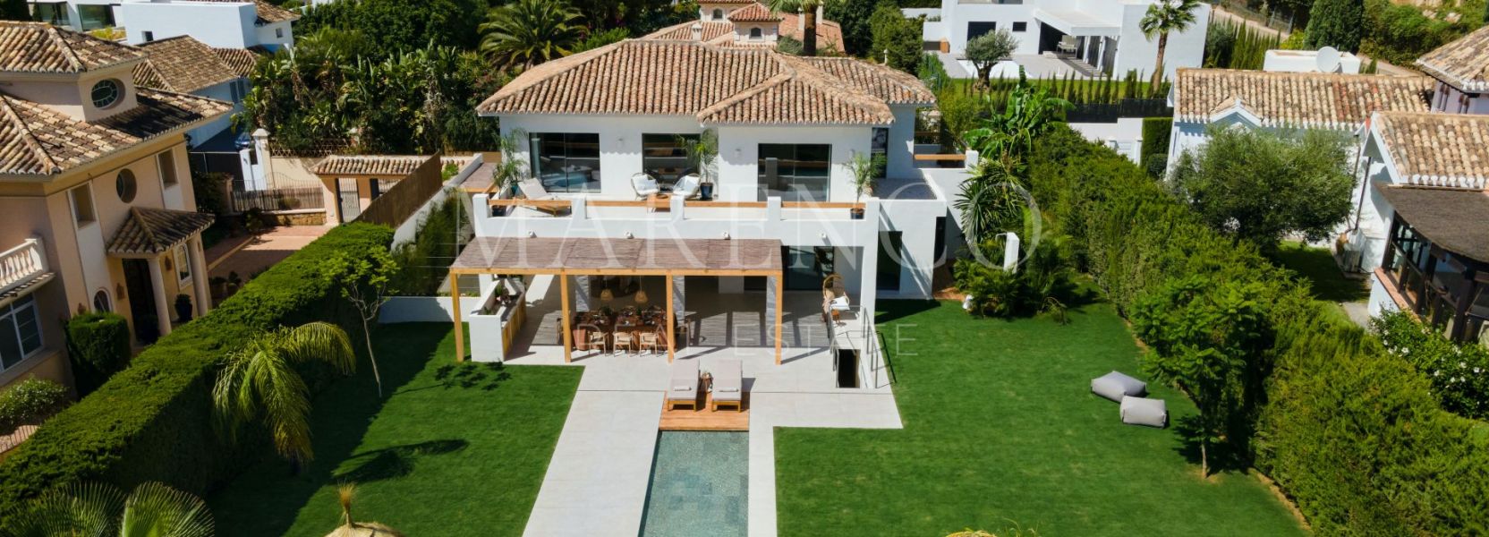 Villa Pareada  en Nueva Andalucia, Marbella