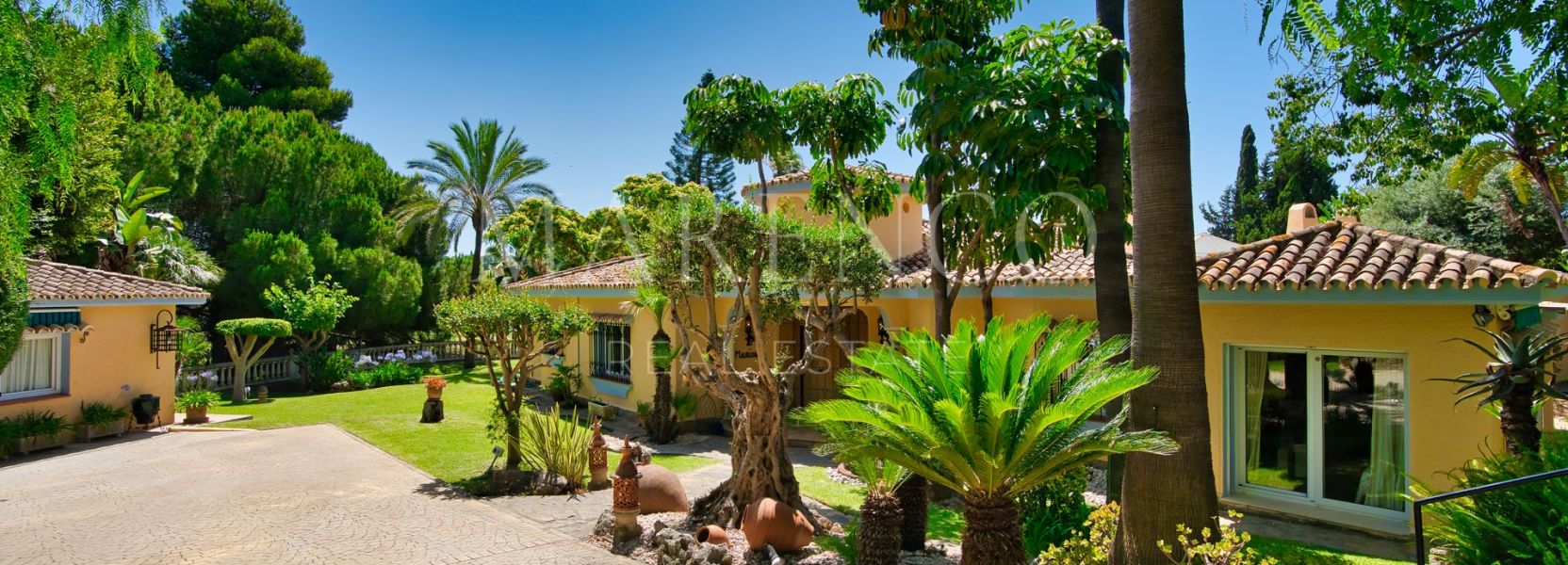 Villa  en Mirador del Paraiso, Benahavis