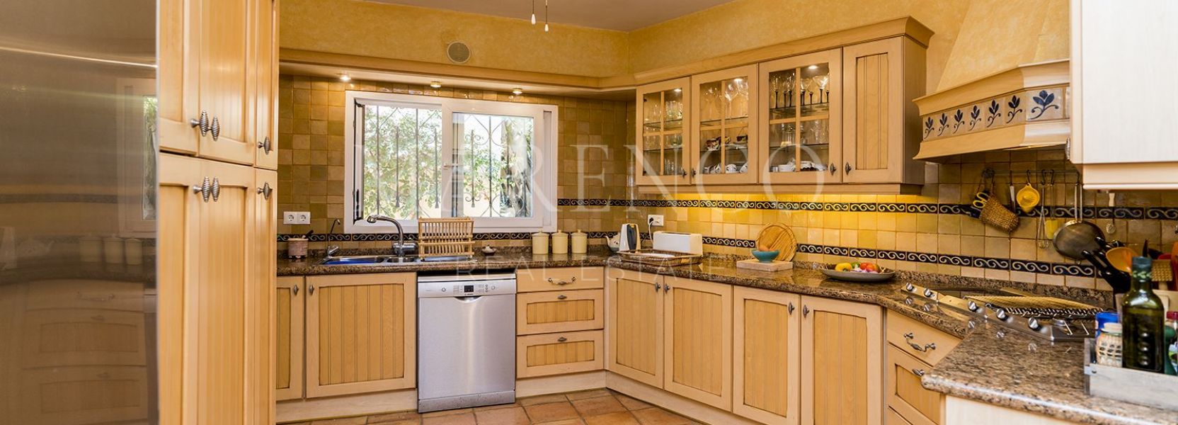 Villa  en Mirador del Paraiso, Benahavis