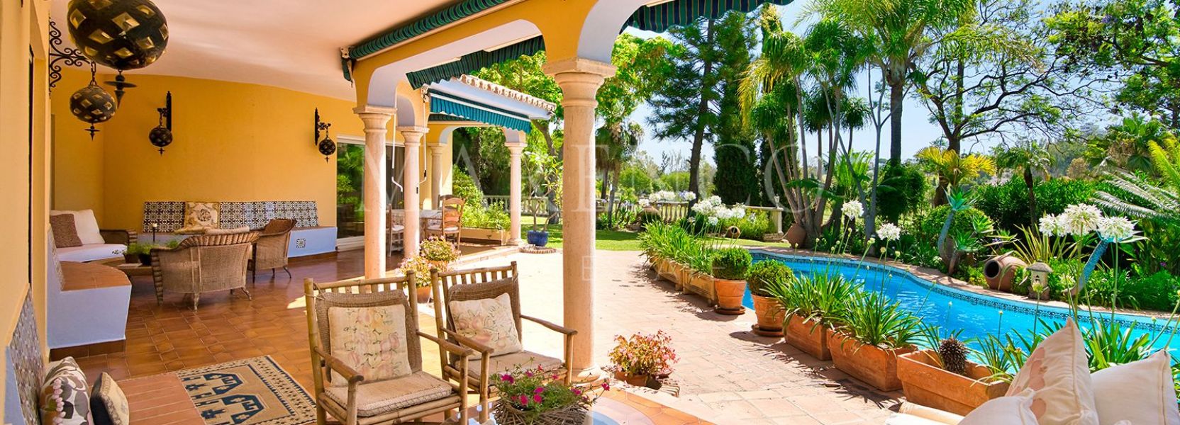 Villa  en Mirador del Paraiso, Benahavis