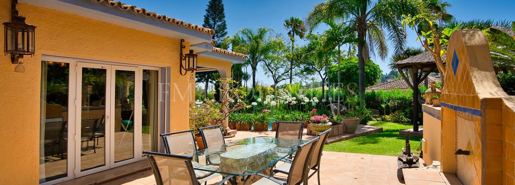 Villa  in Mirador del Paraiso, Benahavis