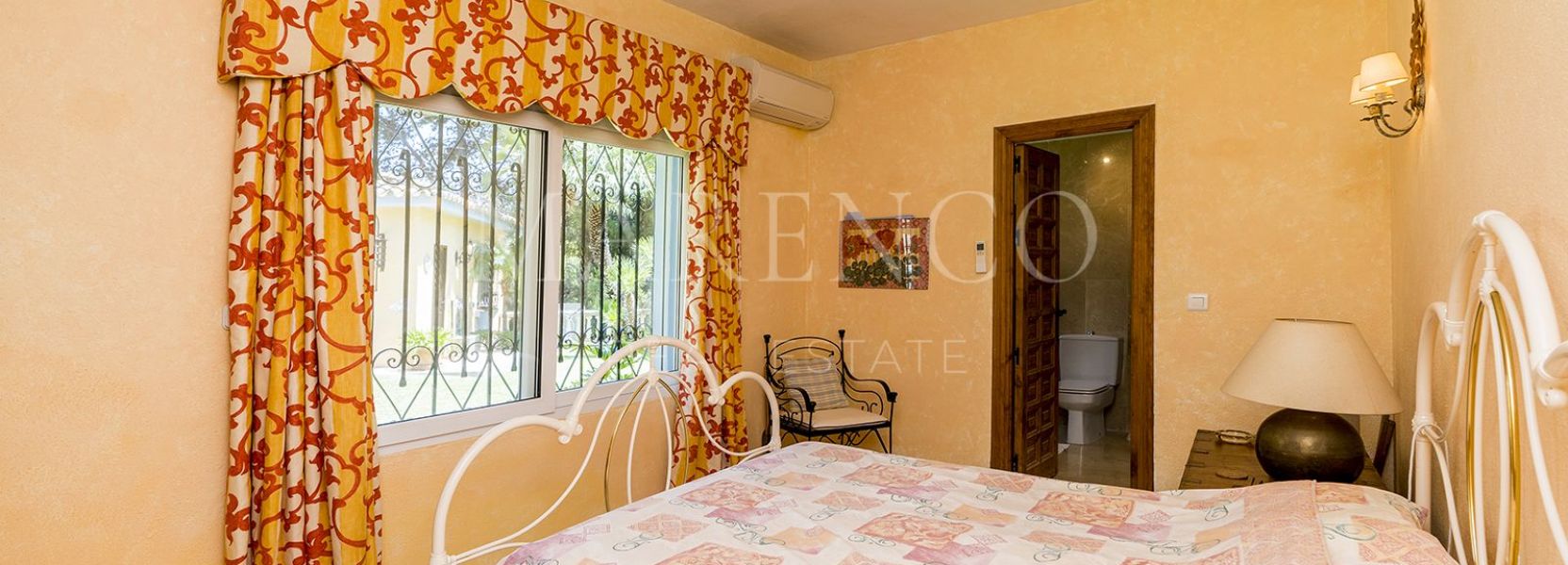 Villa  en Mirador del Paraiso, Benahavis