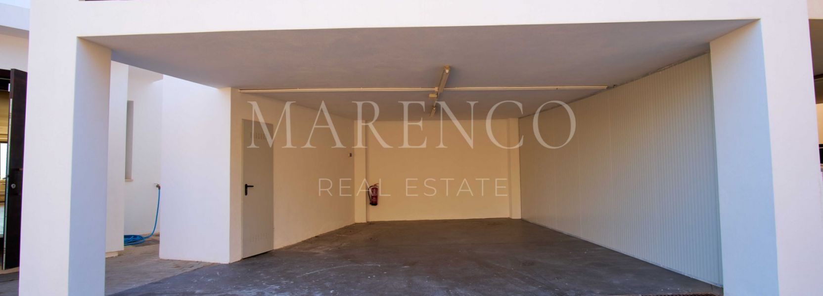 Villa  in Mirador del Paraiso, Benahavis