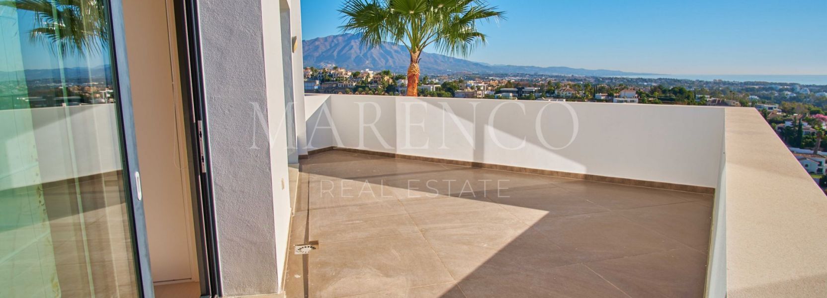 Villa  in Mirador del Paraiso, Benahavis