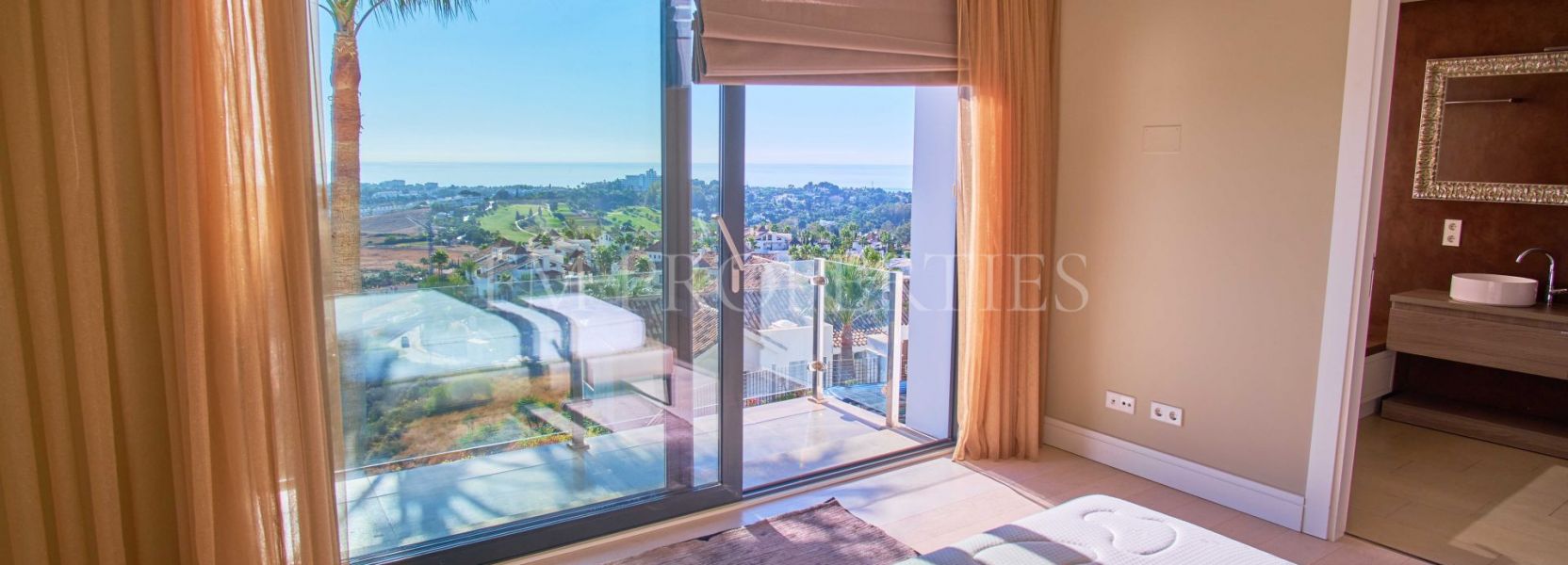Villa  en Mirador del Paraiso, Benahavis