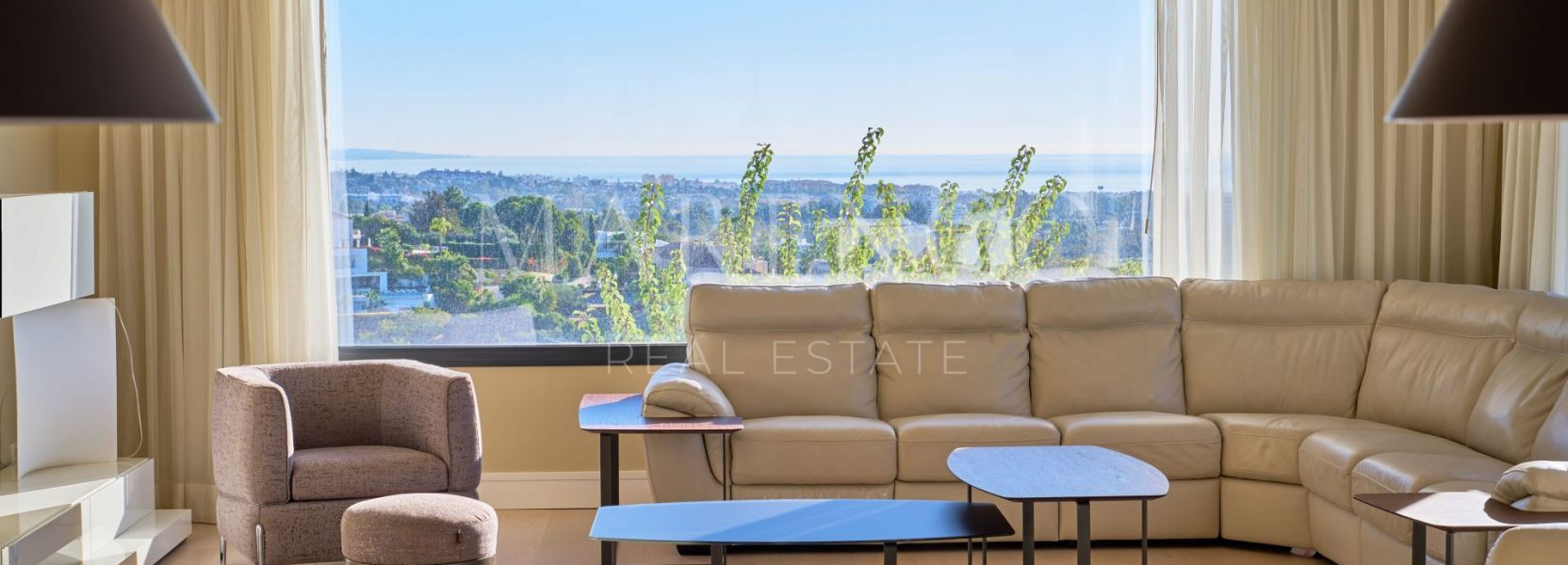 Villa  in Mirador del Paraiso, Benahavis