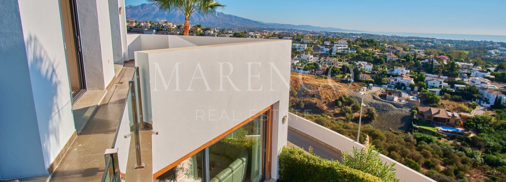 Villa  in Mirador del Paraiso, Benahavis