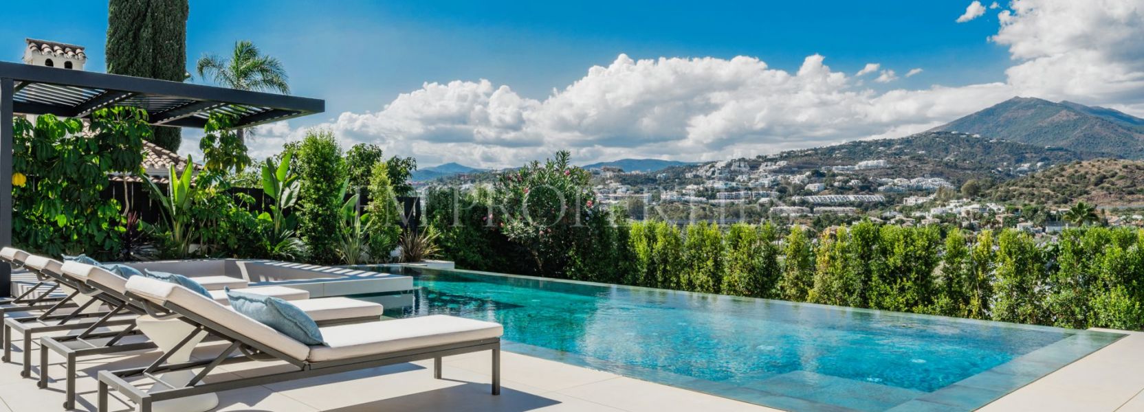 Villa  à Los Naranjos Golf, Nueva Andalucia, Marbella