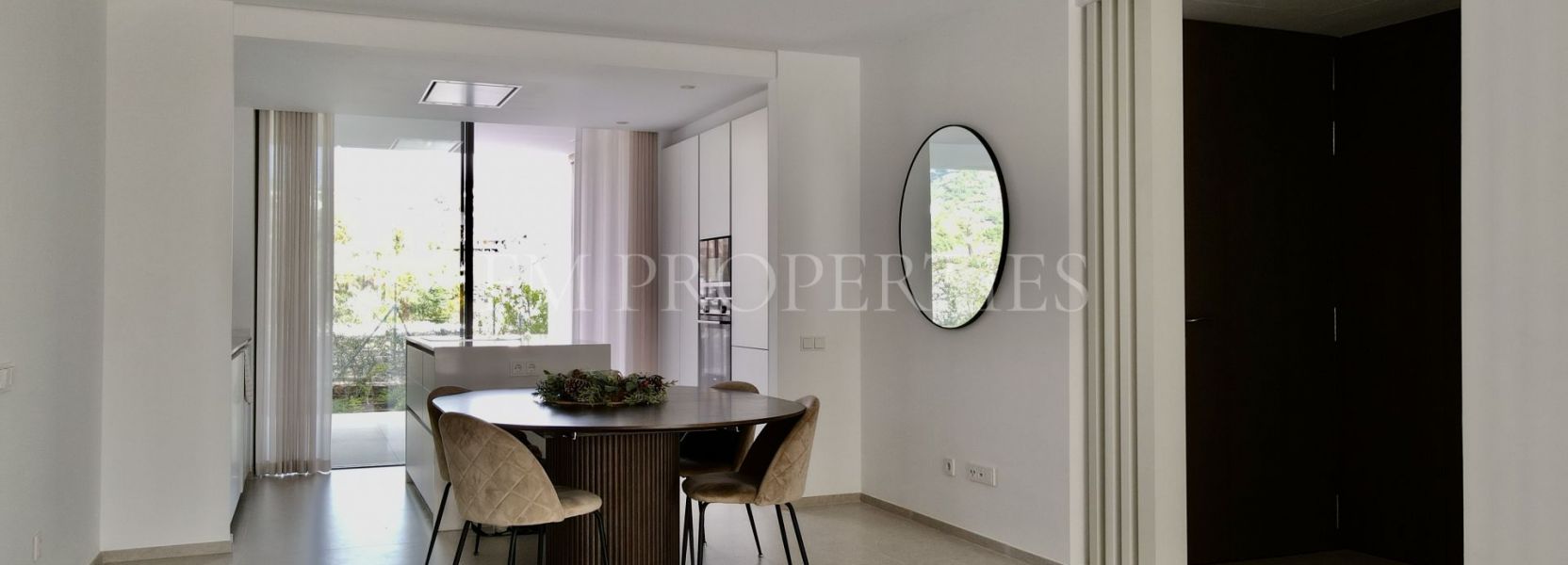 Ground Floor Apartment  in Los Arqueros, Benahavis