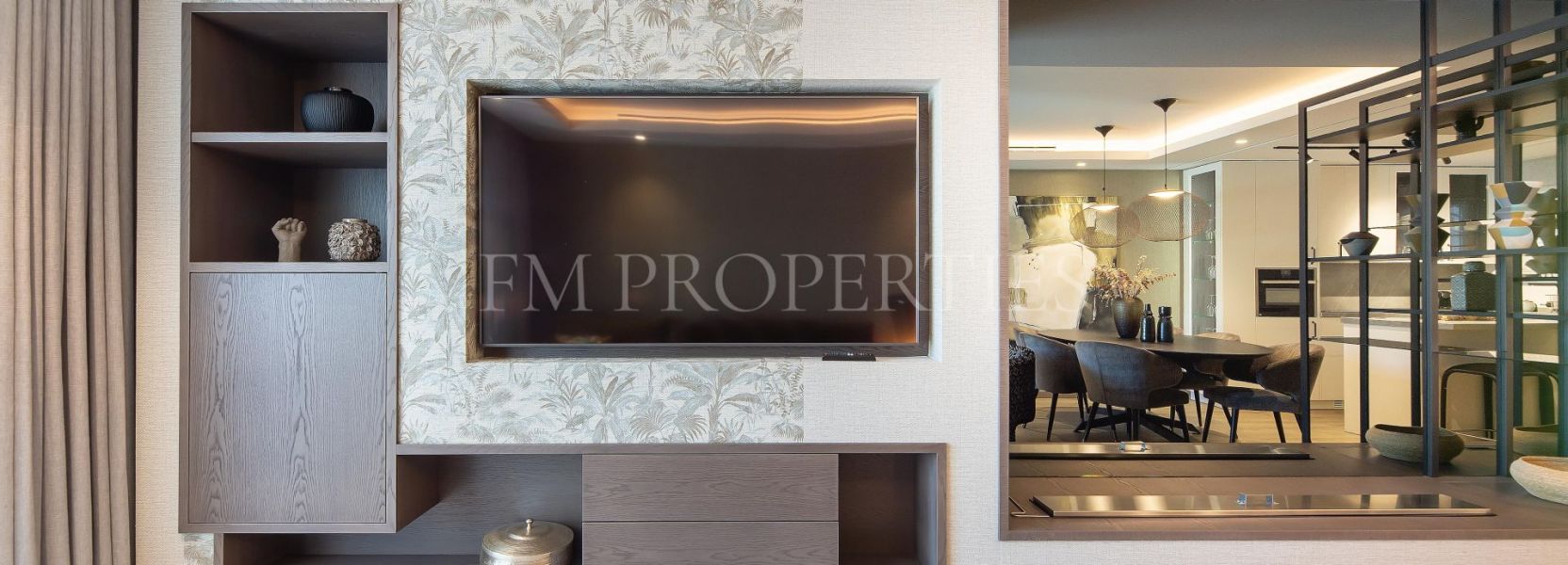 Apartment  in Puente Romano, Marbella Golden Mile, Marbella