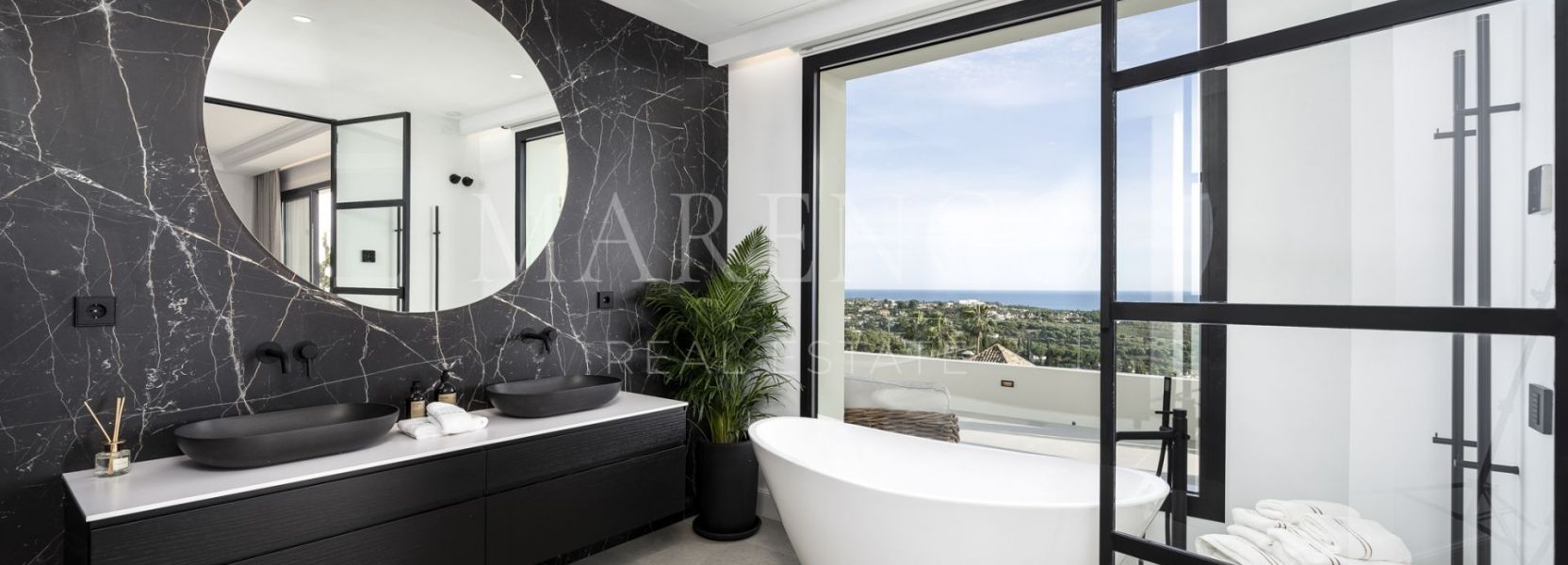 Villa  in Los Flamingos, Benahavis