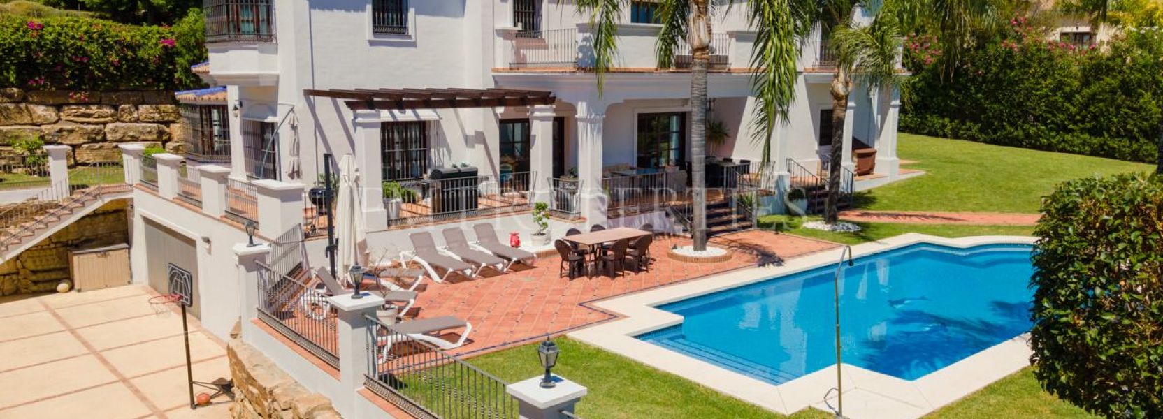 Villa  in Paraiso Alto, Benahavis
