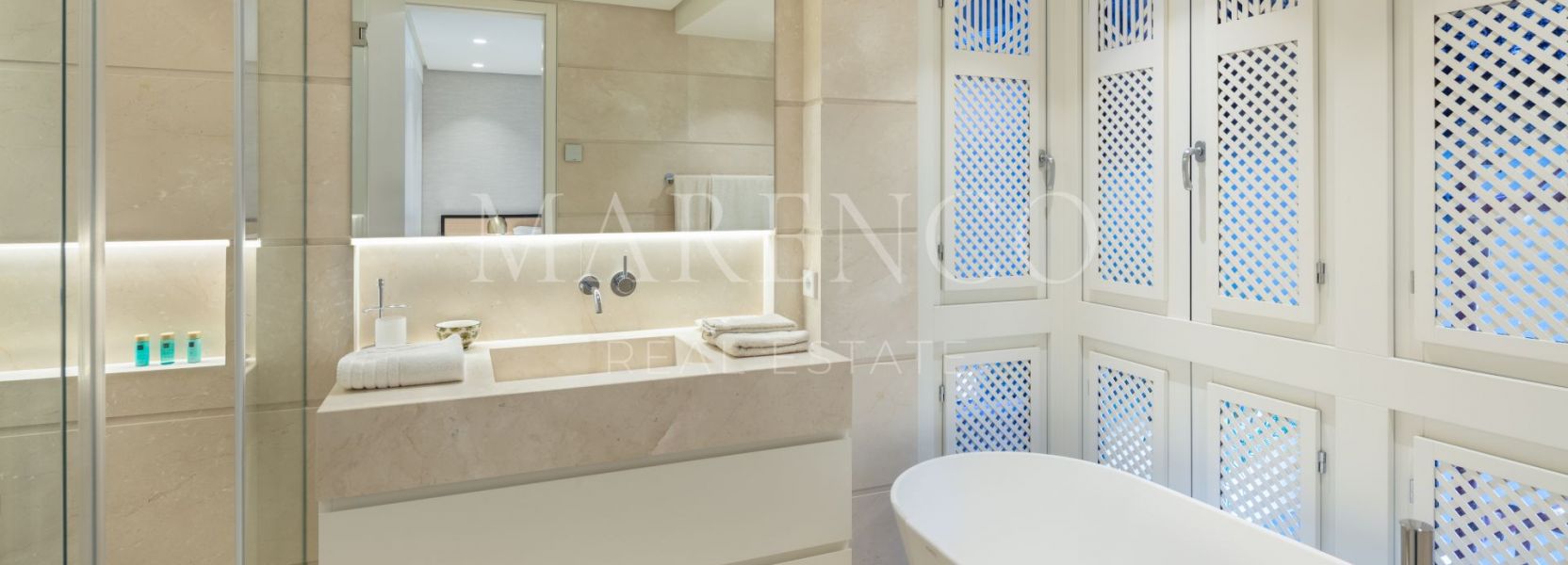 Ático  en Puente Romano, Marbella Golden Mile, Marbella