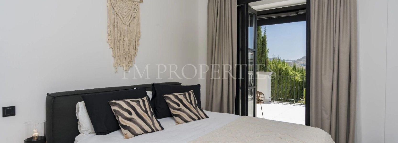 Villa  en Puerto del Capitan, Benahavis