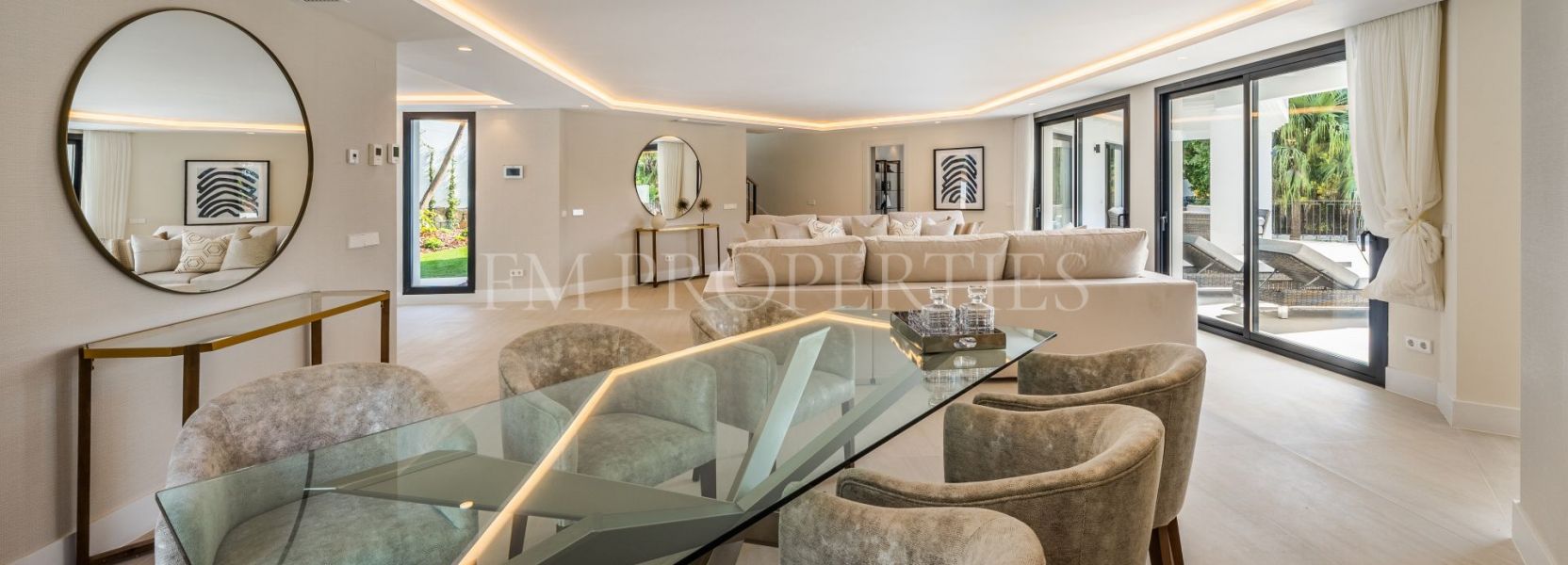 Villa  en El Paraiso, Estepona Este, Estepona