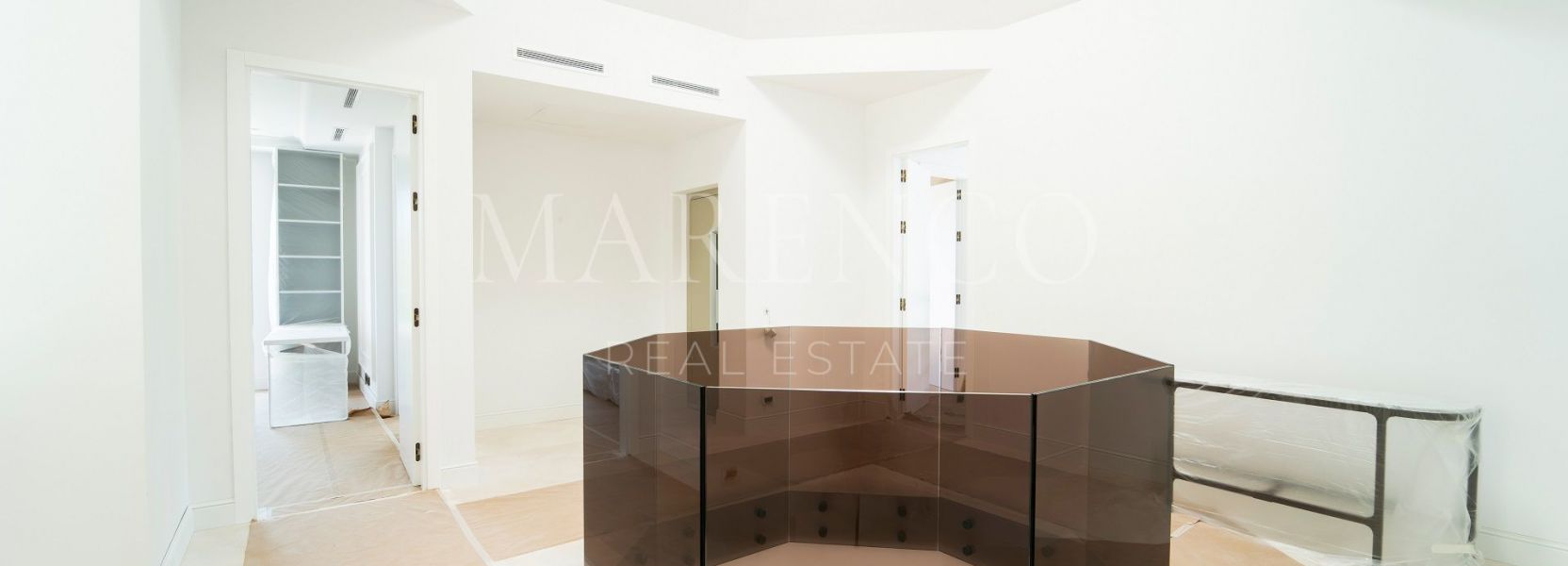Villa  in Sierra Blanca, Marbella Golden Mile, Marbella