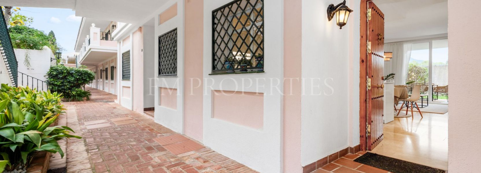 Appartement  in Aloha, Nueva Andalucia, Marbella