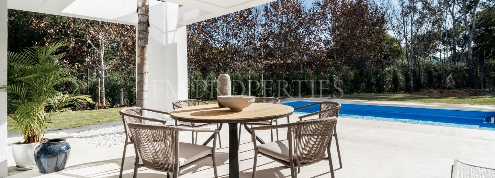 Villa  en Atalaya, Estepona Este, Estepona