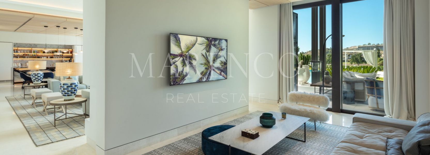 Villa  in La Cerquilla, Nueva Andalucia, Marbella